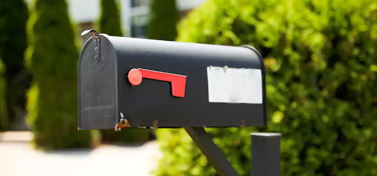 Secure Mailboxes for Packages Joliette